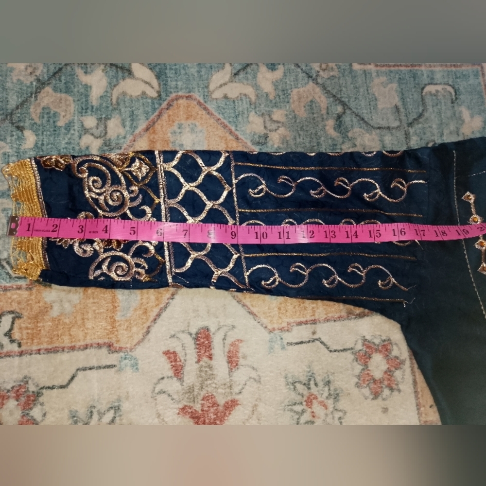 Elegant Blue and Gold Embroidered Salwar Kameez Like New - Picture 5 of 5